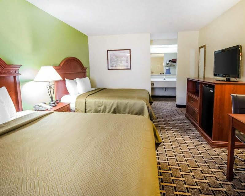 Econo Lodge Russellville Esterno foto